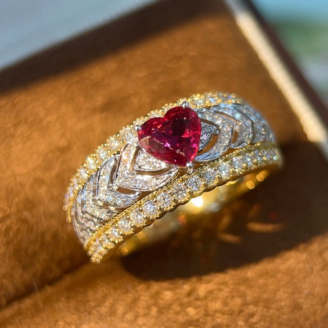 14k Gold 1.09 Ctw Natural Ruby & Diamond Ring - 4