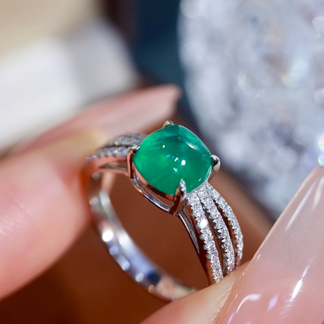 14k Gold 1.98 Ctw Natural Emerald & Diamond Ring - 2