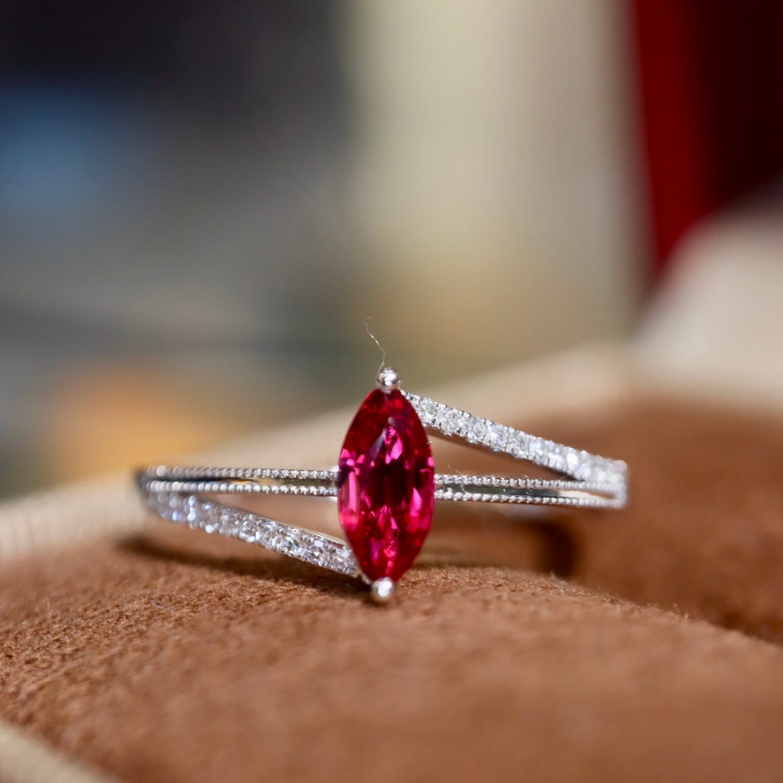 14k Gold 0.47 Ctw Natural Ruby & Diamond Ring - 5