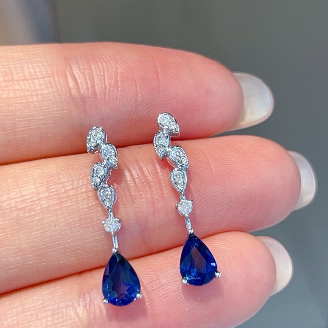 14k Gold 1.3 Ct Natural Sapphire & Diamond Earrings - 2