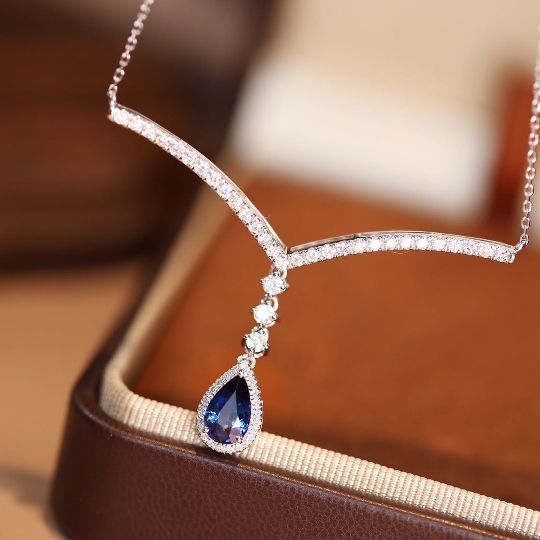 14k Gold 1.88 Ctw Natural Sapphire & Diamond Necklace - 2