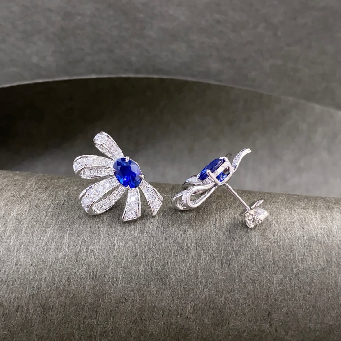 14k Gold 2.86 Ctw Natural Sapphire & Diamond Earrings - 5