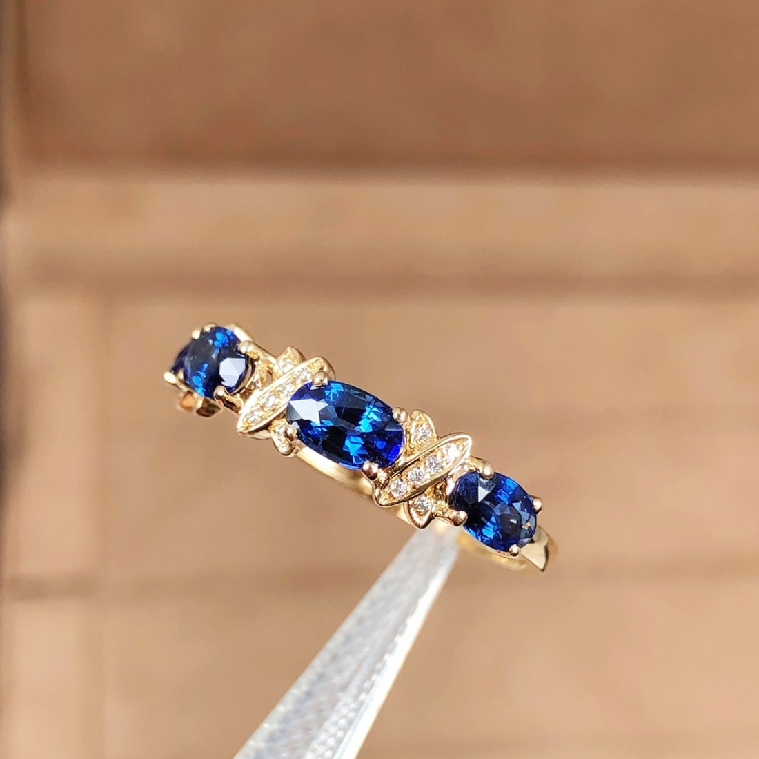 14k Gold 1.16 Ctw Natural Sapphire & Diamond Ring: Ref:231162267 // gold content:14k gold // ring size:7. 25us // // main gemstone:sapphire // shape:oval // carat weight:1. 11ct // color:blue // treatment:natural // // adjacent gemstone 2 : diamond