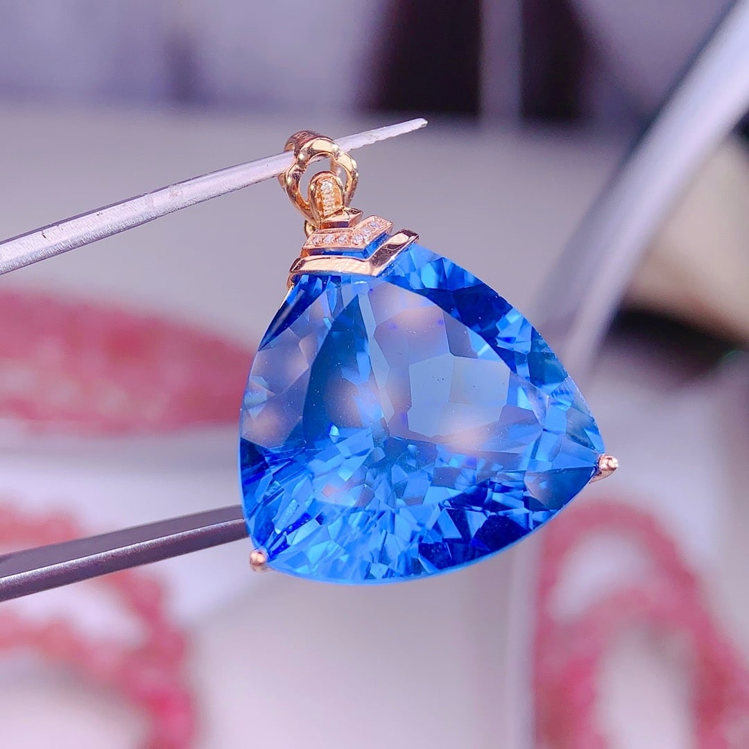 14k Gold 39.5 Ct Natural Topaz & Diamond Pendant( Without Chain ) - 3
