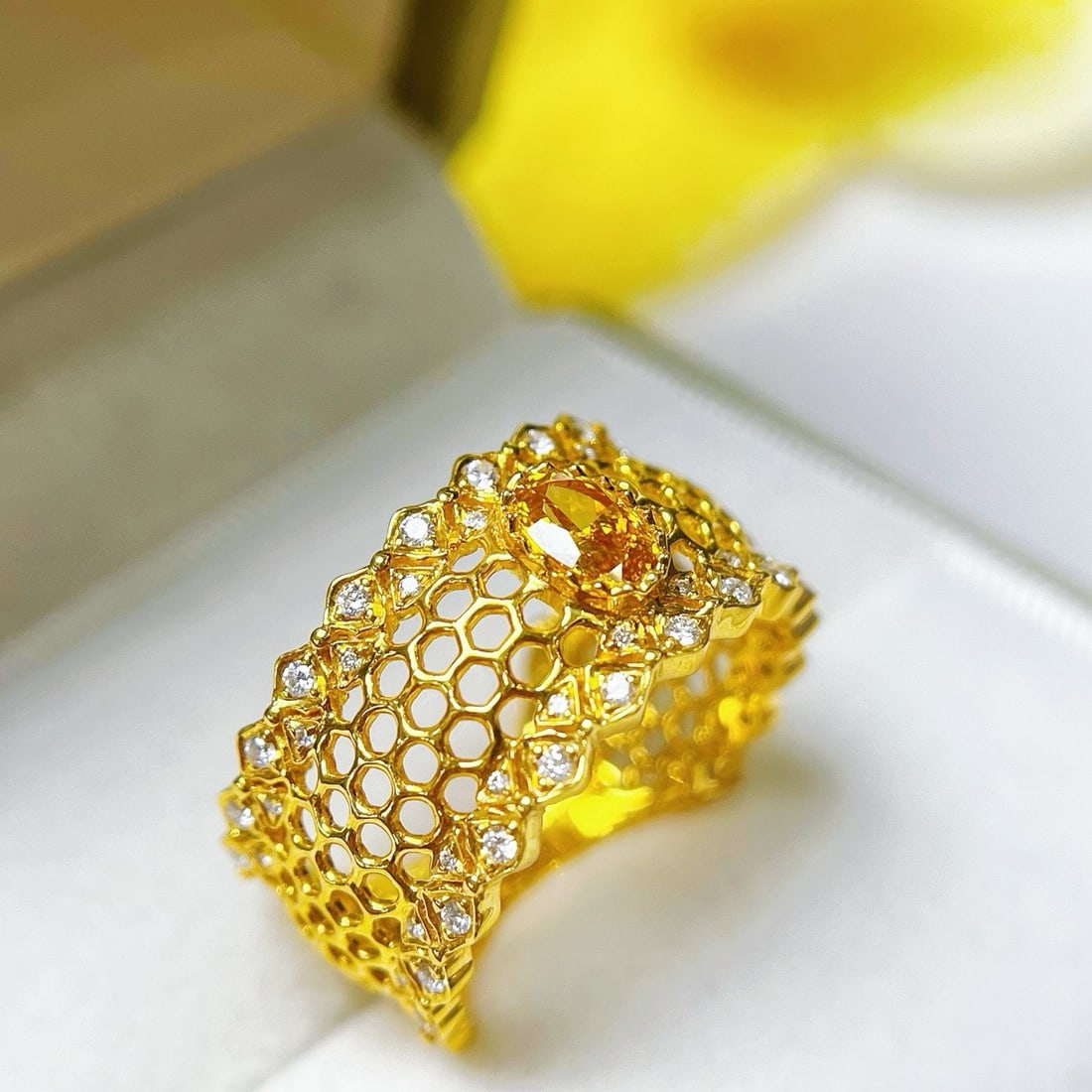 Gia Certified 14k Gold 0.70 Ctw Natural Orange Diamond & Diamond Ring - 2
