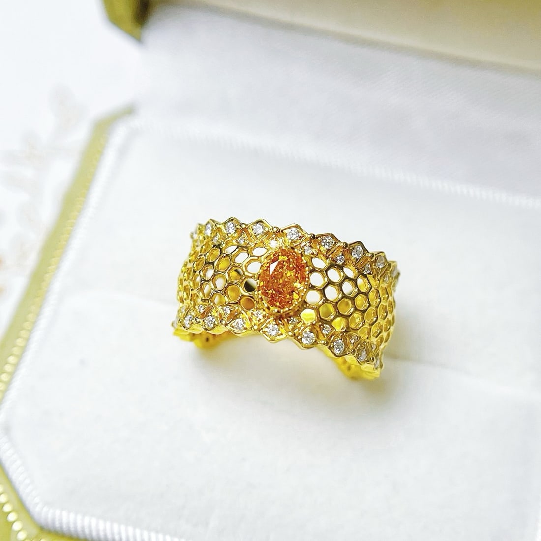 Gia Certified 14k Gold 0.70 Ctw Natural Orange Diamond & Diamond Ring - 3