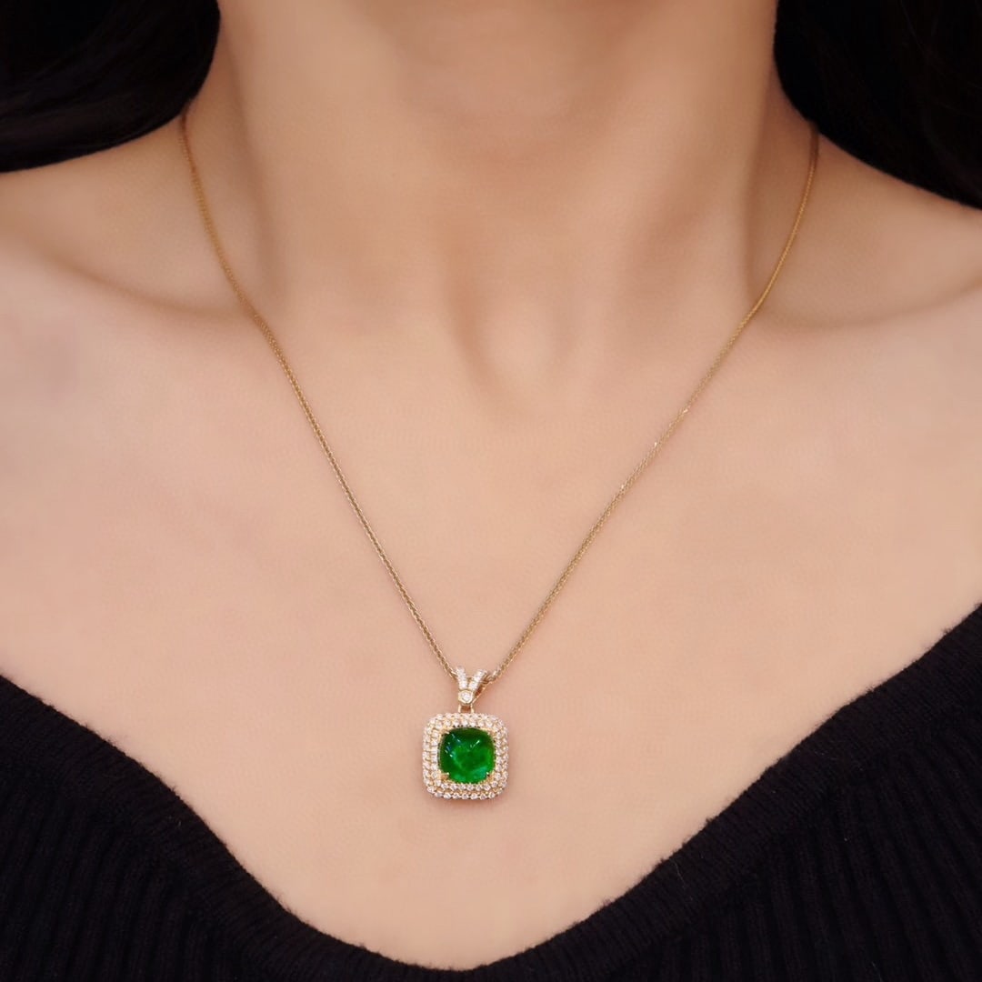 14k Gold 2.92 Ctw Vivid Green Natural Emerald & Diamond Pendant( Without Chain ) - 5