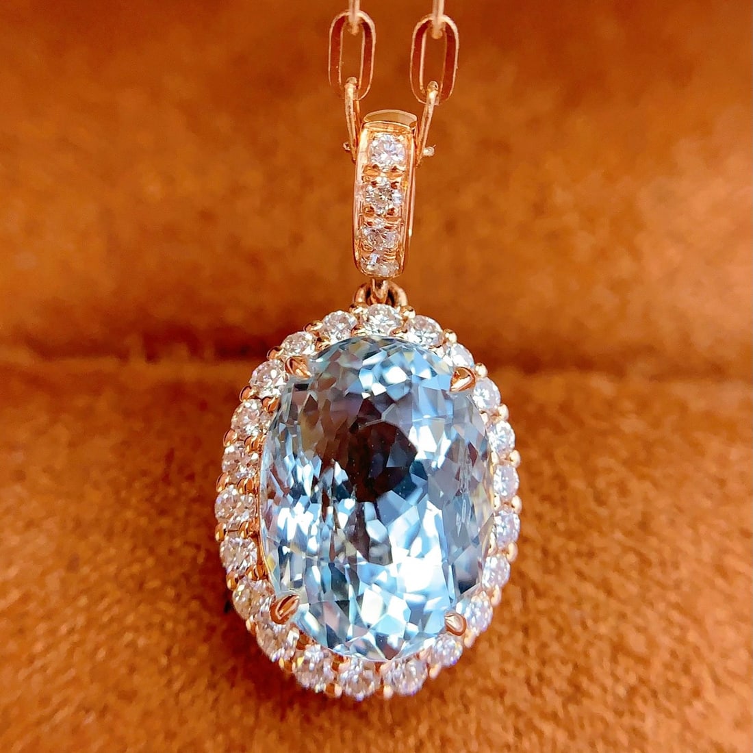 14k Gold 3.1 Ct Natural Aquamarine & Diamond Pendant( Without Chain ) - 4