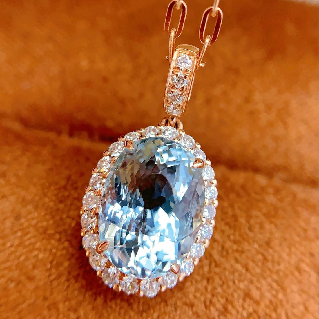 14k Gold 3.1 Ct Natural Aquamarine & Diamond Pendant( Without Chain ) - 5