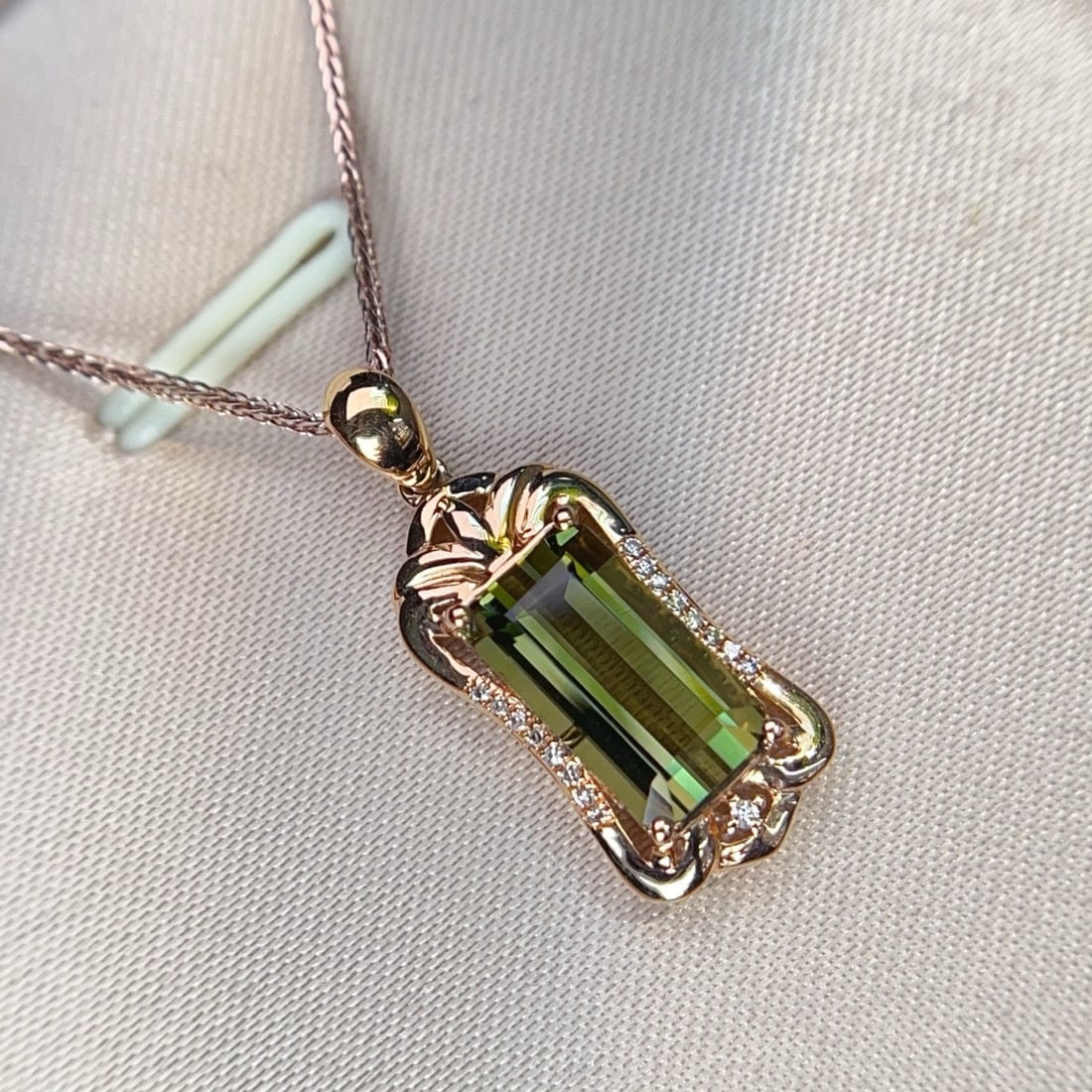 14k Gold 3.10 Ctw Natural Tourmaline & Diamond Pendant( Without Chain ) - 3