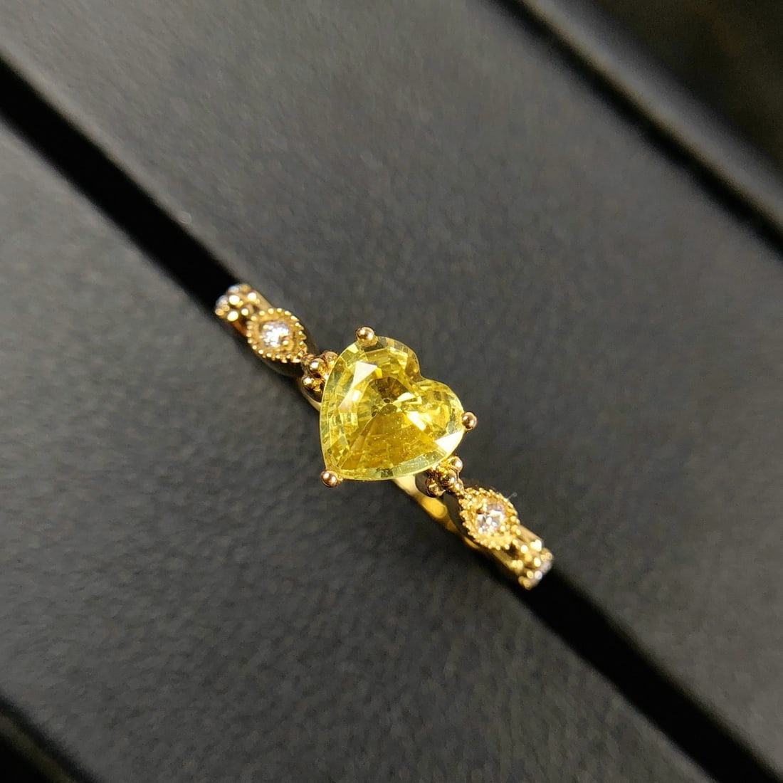 14k Gold 0.88 Ctw Natural Sapphire & Diamond Ring: Ref:231162374 // gold content:14k gold // ring size:7. 25us // // main gemstone:sapphire // shape:heart // carat weight:0. 82ct // color:yellow // treatment:natural // // adjacent gemstone 2 :