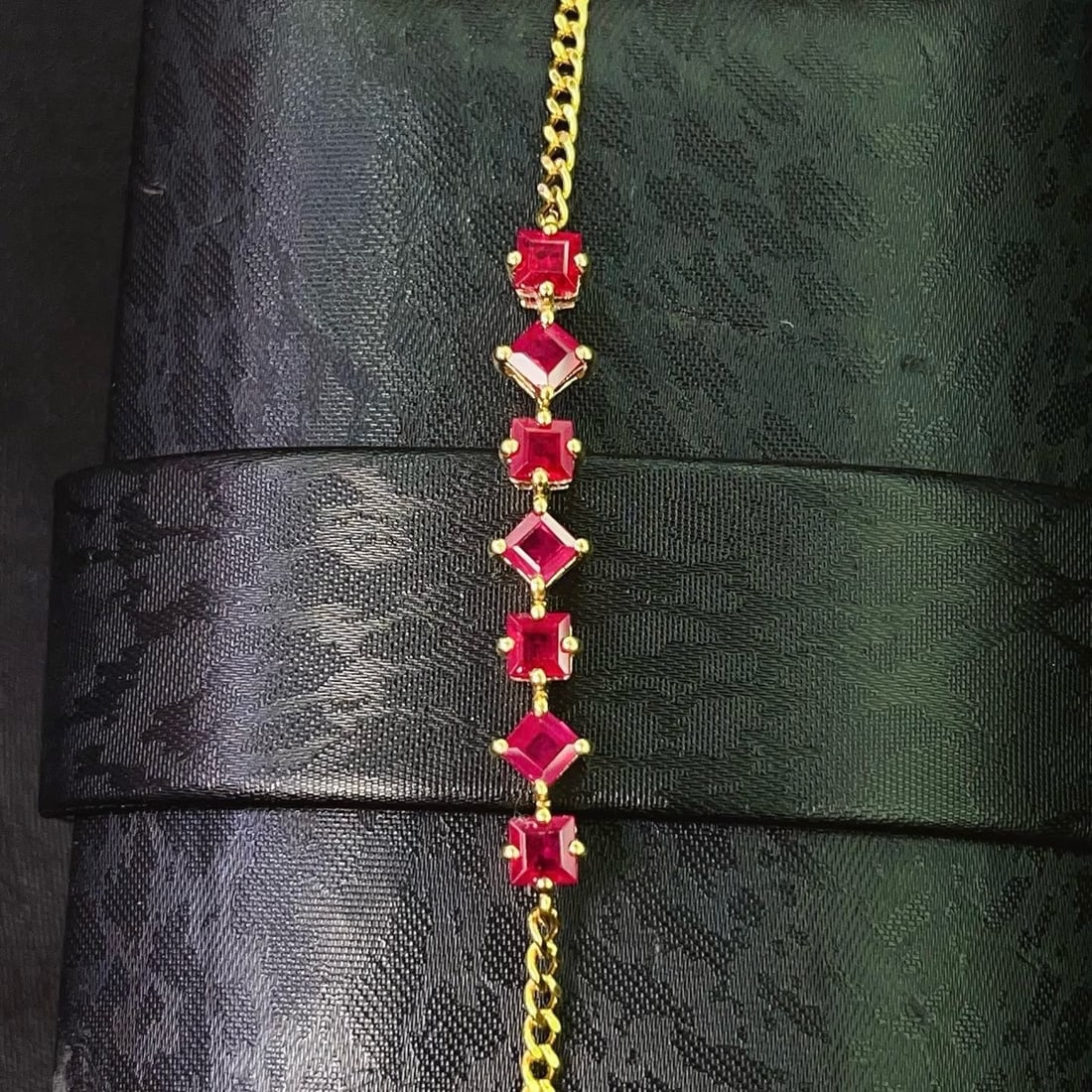 14k Gold 2.00 Ct Natural Ruby Bracelet - 7
