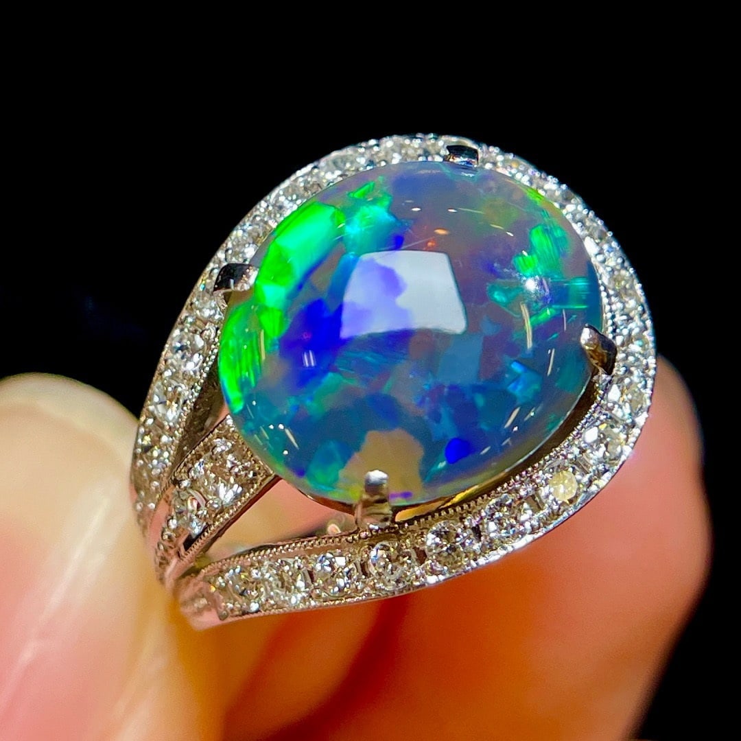 14k Gold 3.68 Ctw Natural Opal & Diamond Ring - 4