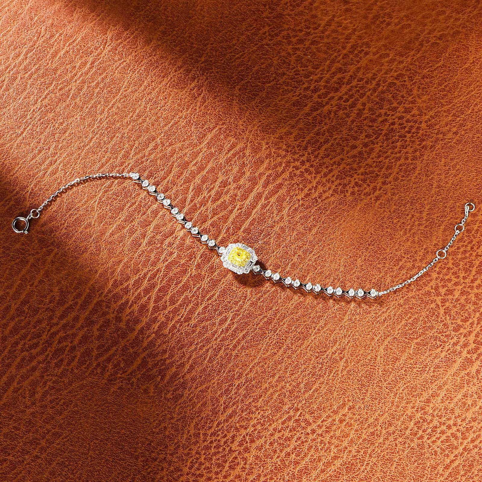 14k Gold 1.16 Ctw Natural Yellow Diamond & Diamond Bracelet - 4