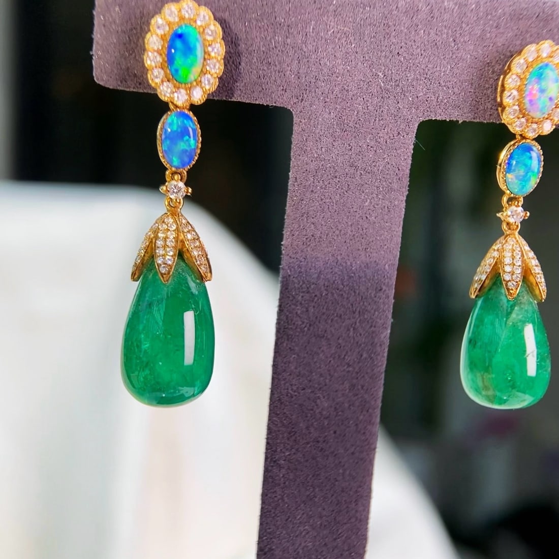 14k Gold 16.78 Ct Natural Emerald & Diamond & Opal Earrings - 3