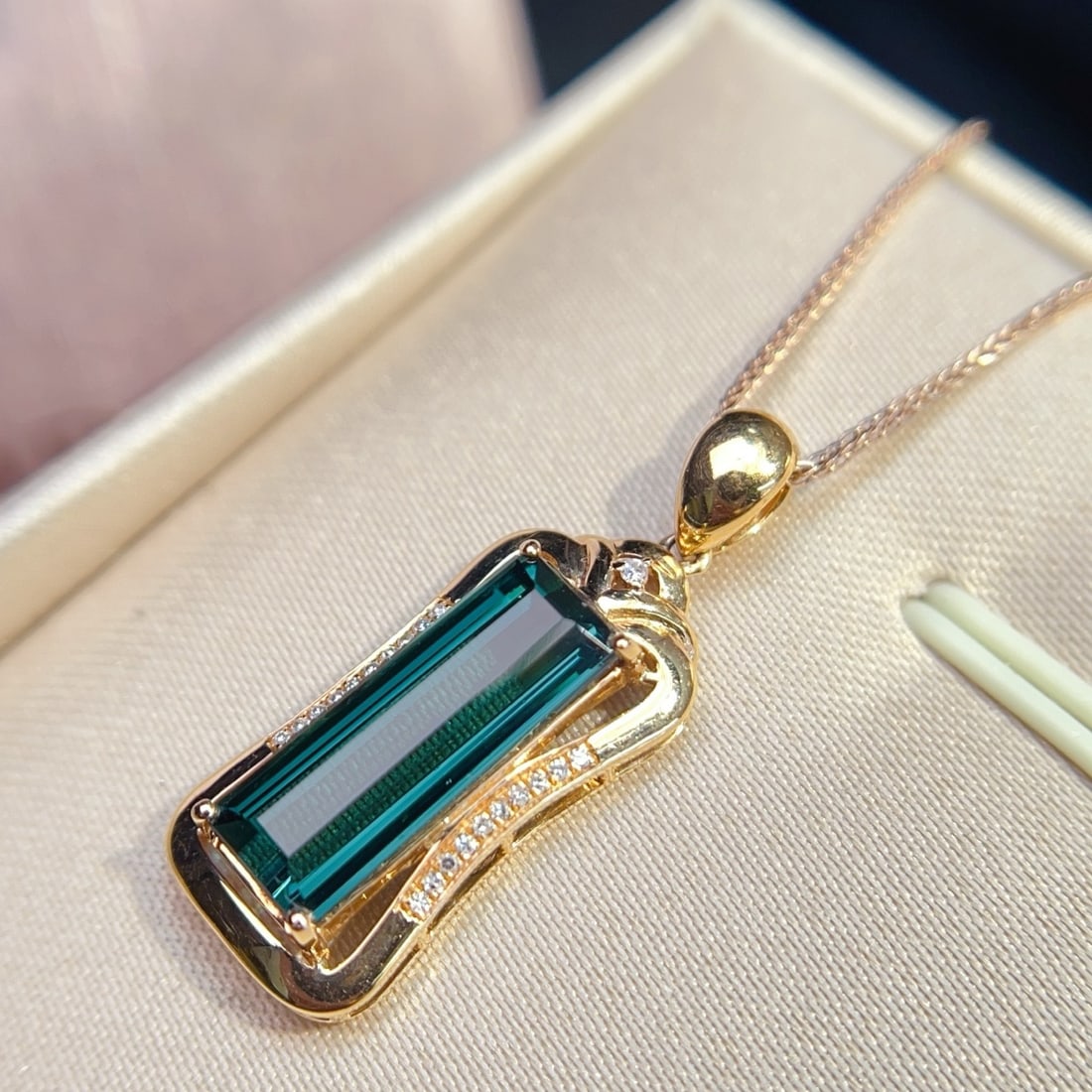14k Gold 4.86 Ctw Natural Tourmaline & Diamond Pendant( Without Chain ) - 5