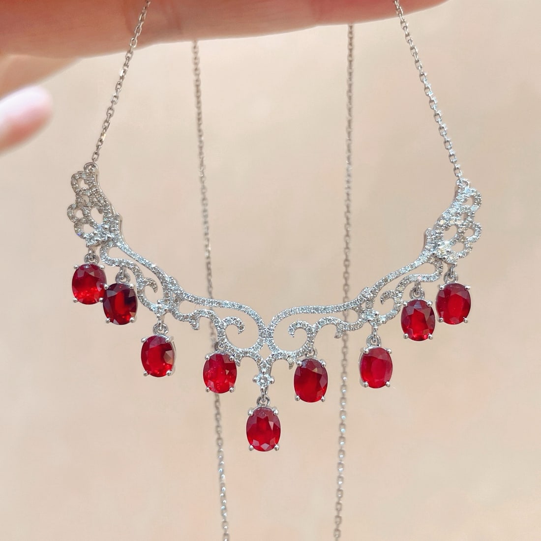 14k Gold 5.07 Ctw Natural Ruby & Diamond Necklace: Ref:231162446 // gold content:14k gold // main gemstone:ruby // shape:oval // carat weight:4. 36ct // color:pigeonblood red // treatment:natural // // adjacent gemstone 2 : diamond // shape:round // c
