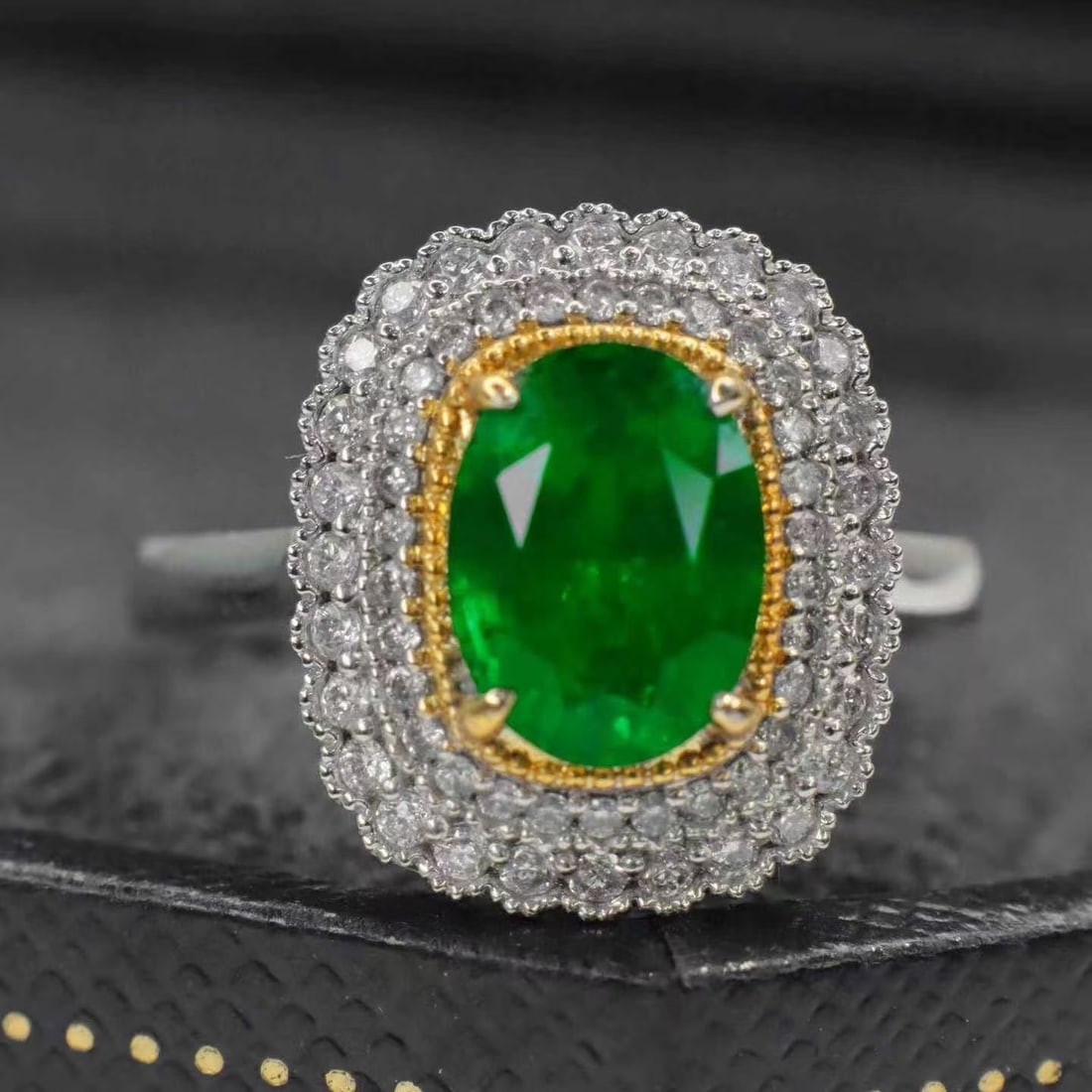 14k Gold 1.63 Ctw Natural Emerald & Diamond Ring - 2