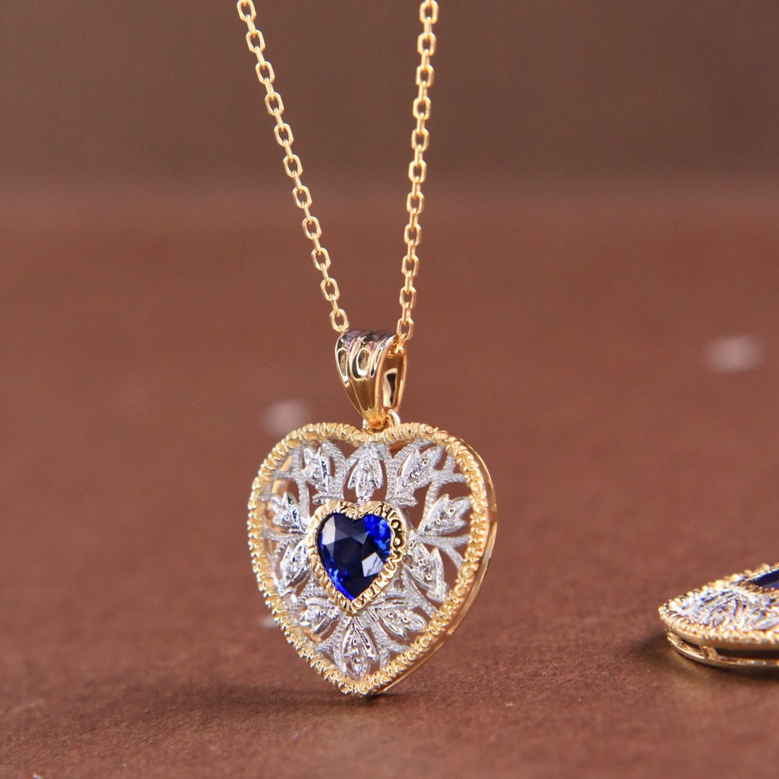 14k Gold 0.60 Ctw Natural Sapphire & Diamond Pendant( Without Chain ) - 2