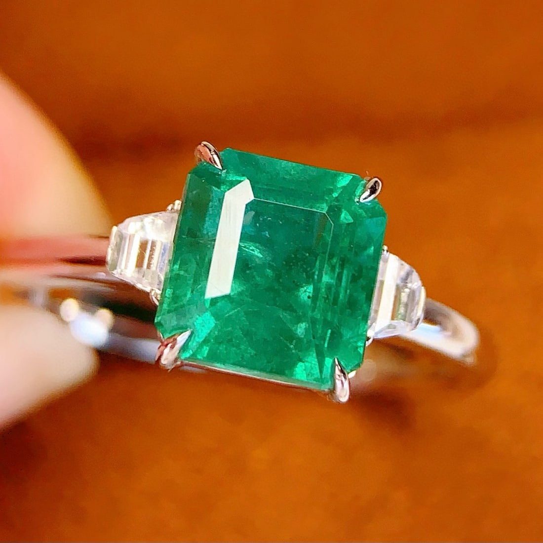14k Gold 2.3 Ct Natural Emerald & Sapphire Ring - 5