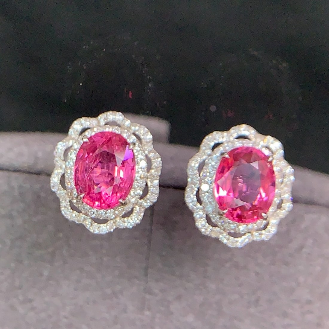 14k Gold 1.81 Ct Natural Spinel & Diamond Earrings - 2