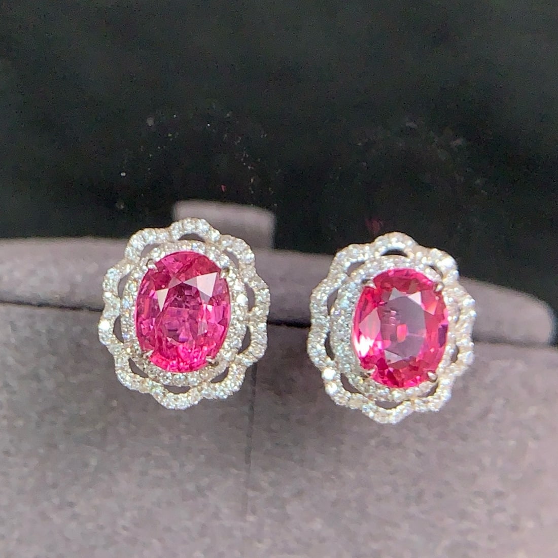 14k Gold 1.81 Ct Natural Spinel & Diamond Earrings - 6