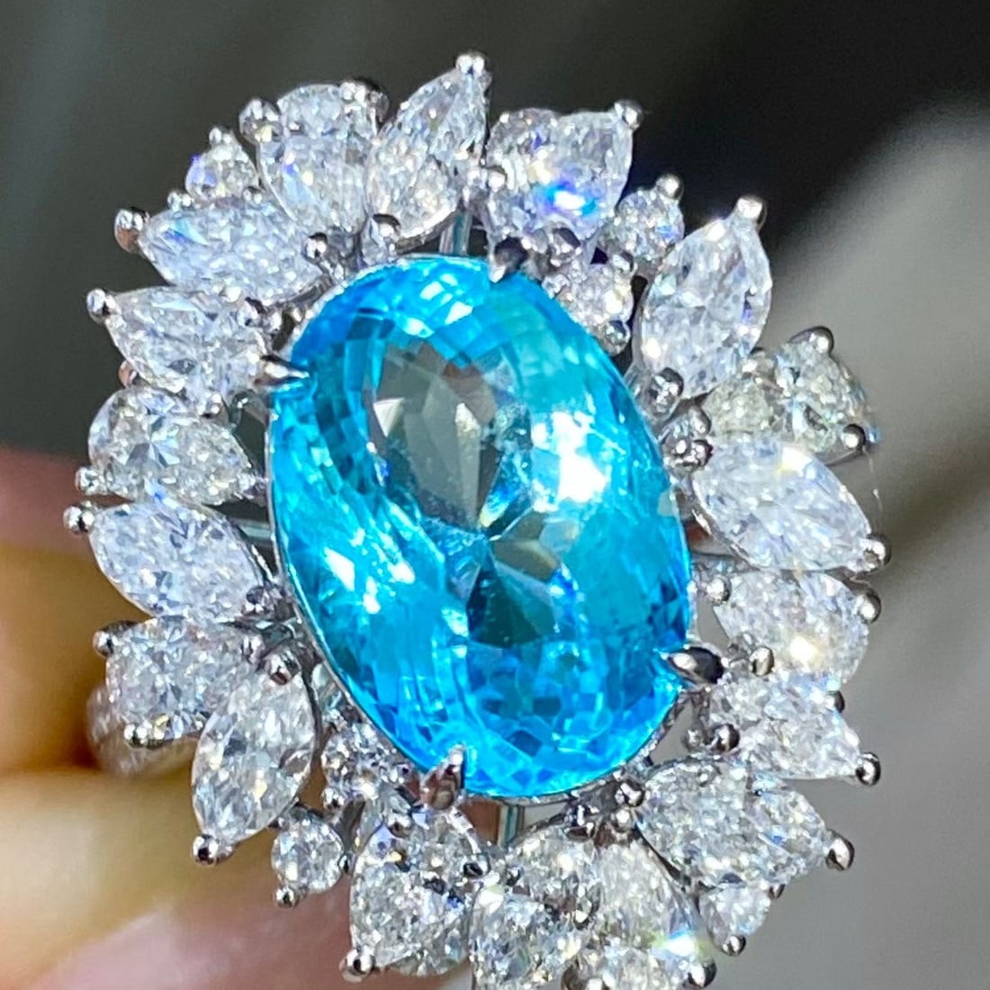 14k Gold 5.92 Ctw Natural Paraiba Tourmaline & Diamond Ring: Ref:231163209 // gold content:14k gold // ring size:7. 25us // // main gemstone:paraiba tourmaline // shape:oval // carat weight:3. 72ct // color:blue // treatment:natural // // adjacent gemstone 2 : 