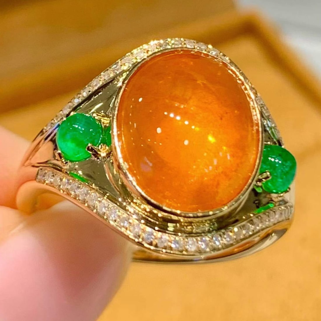 14k Gold 8.2 Ct Natural Spessartine & Emerald & Diamond Ring - 4