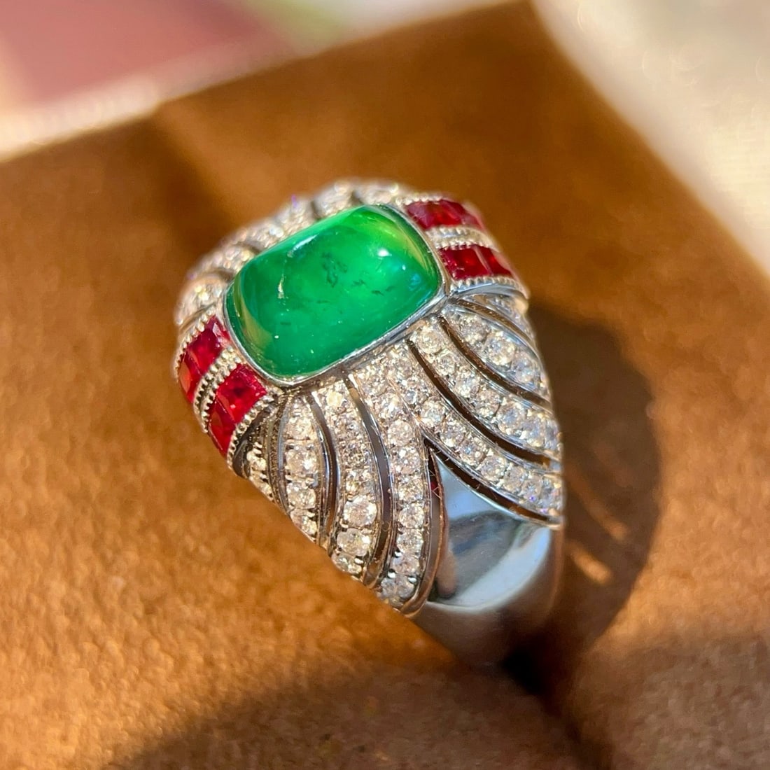 14k Gold 2.56 Ctw Natural Emerald & Diamond Ring - 3