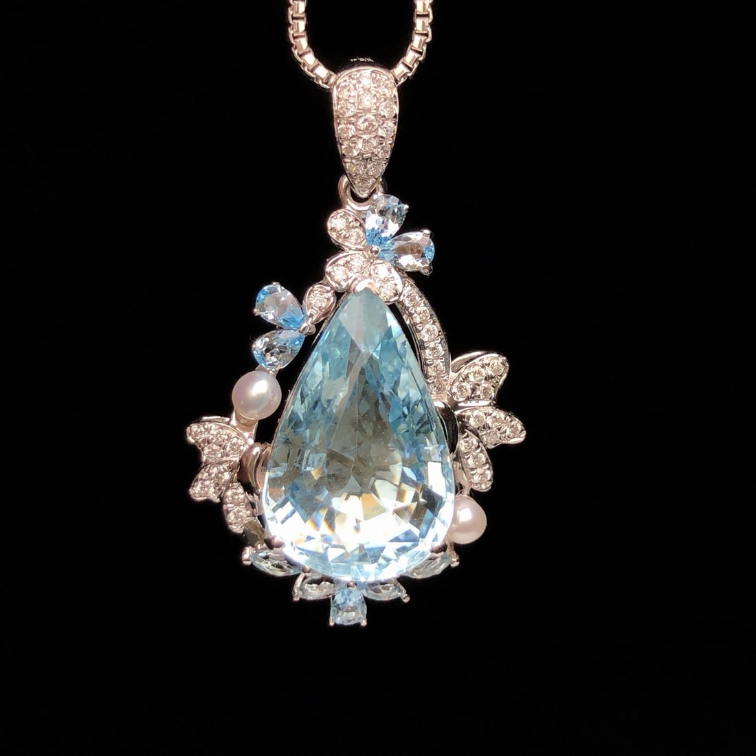 14k Gold 5.75 Ctw Natural Aquamarine & Diamond Pendant( Without Chain ) - 2