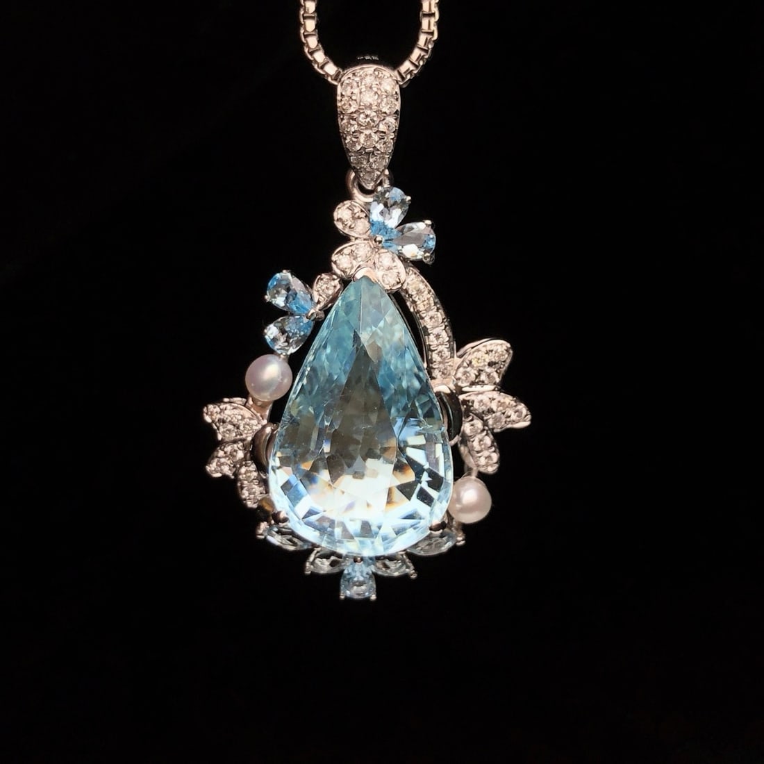 14k Gold 5.75 Ctw Natural Aquamarine & Diamond Pendant( Without Chain ) - 4