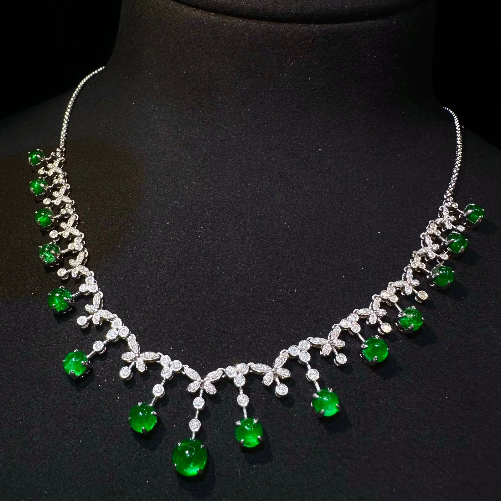 14k Gold 6.0 Ctw Vivid Green Natural Emerald & Diamond Necklace - 3
