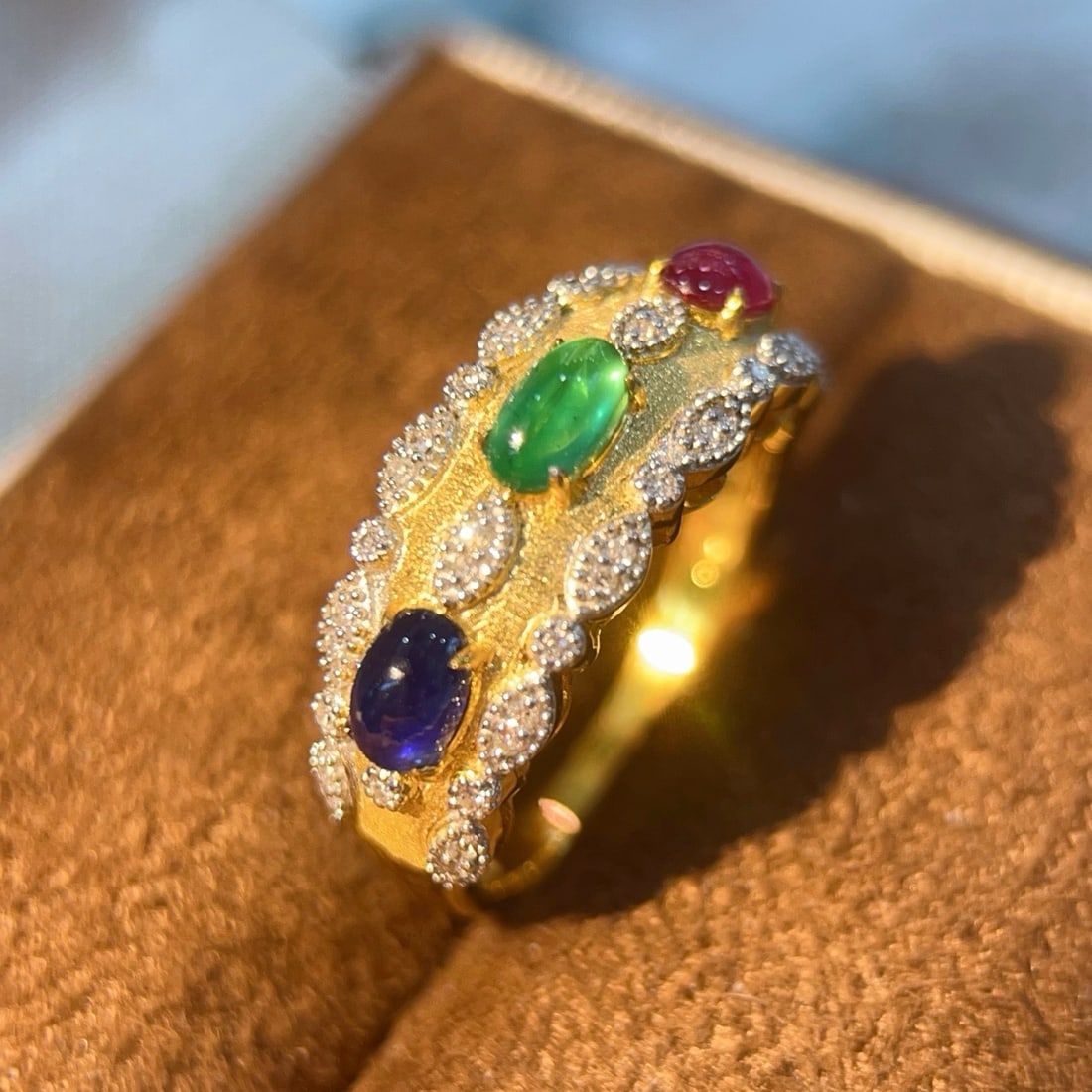 14k Gold 1.4 Ctw Natural Ruby & Sapphire & Emerald & Diamond Ring - 4