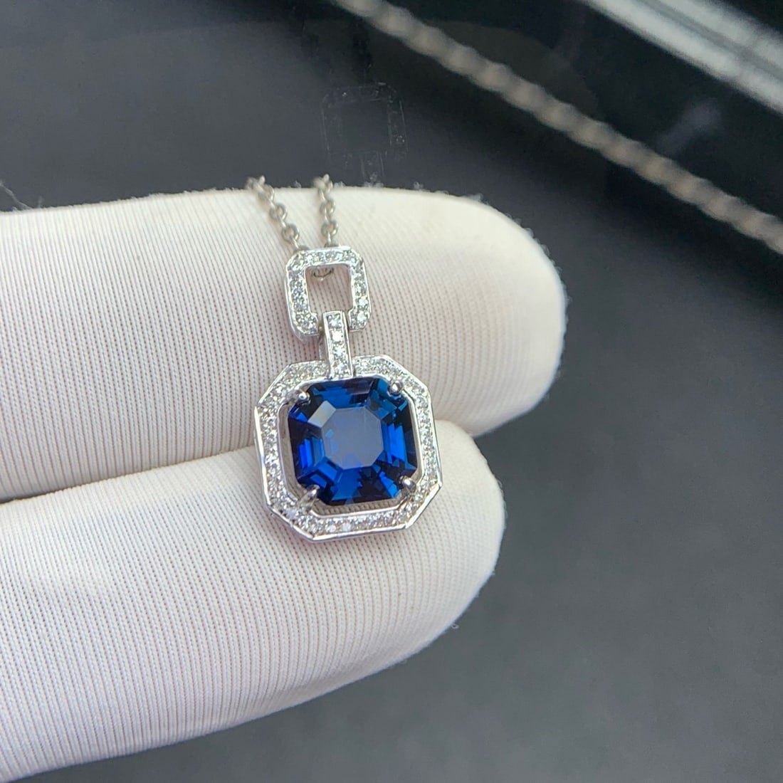 14k Gold 1.84 Ct Natural Sapphire & Diamond Pendant( Without Chain ) - 2