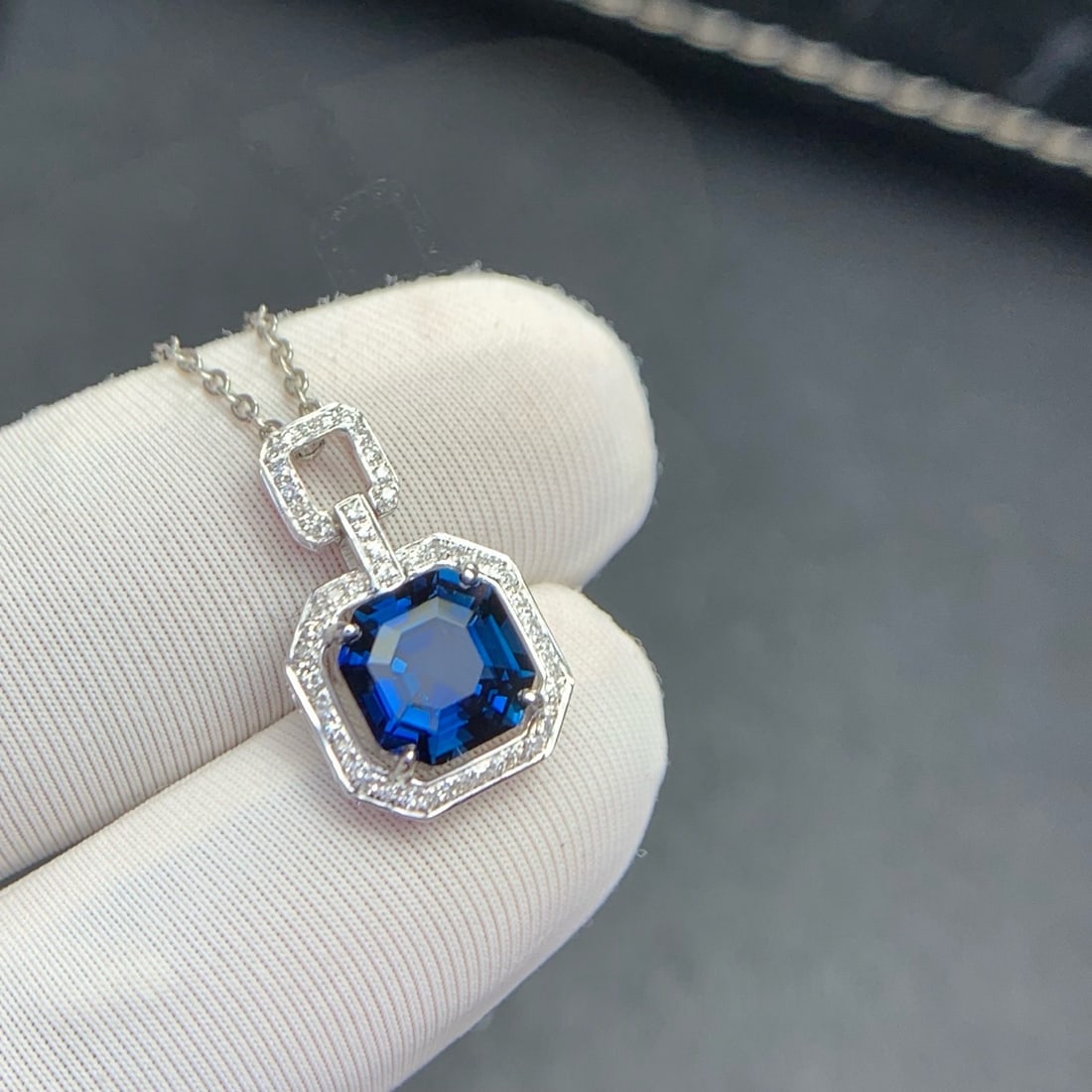 14k Gold 1.84 Ct Natural Sapphire & Diamond Pendant( Without Chain ) - 8