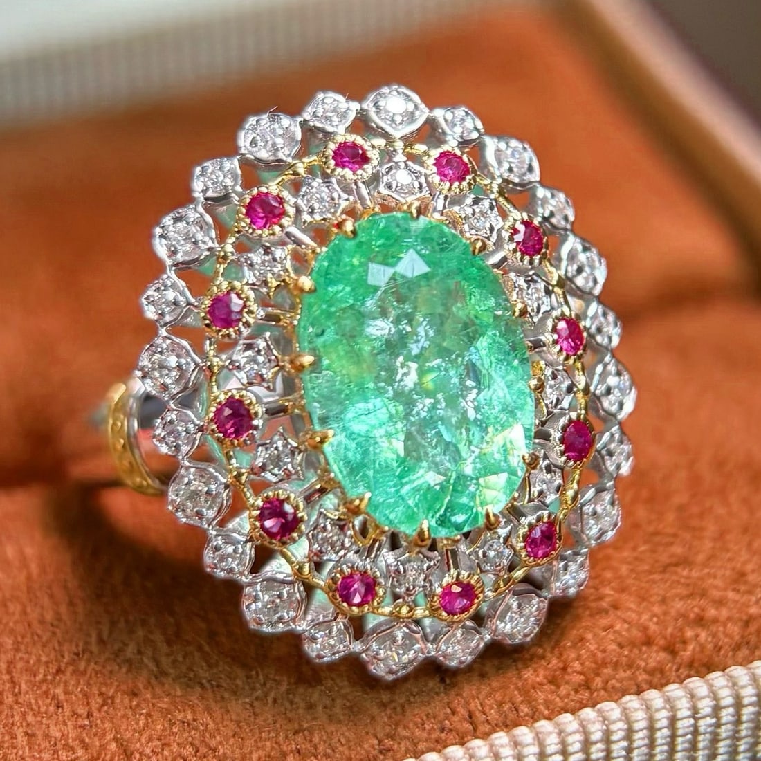 14k Gold 2.51 Ctw Natural Paraiba Tourmaline & Diamond Ring: Ref:231164084 // gold content:14k gold // ring size:7. 25us // // main gemstone:paraiba tourmaline // shape:oval // carat weight:2. 38ct // color:neon green // treatment:natural // // adjacent