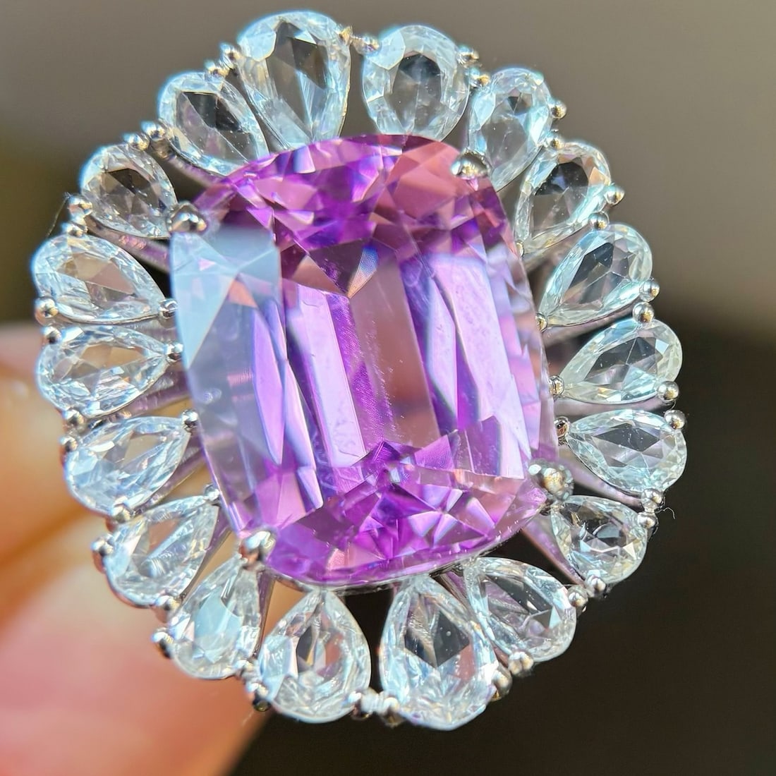 14k Gold 20.03 Ctw Natural Kunzite & Sapphire Ring: Ref:231164089 // gold content:14k gold // ring size:7. 25us // // main gemstone:kunzite // shape:cushion // carat weight:15. 3ct // color:purple // treatment:natural // // adjacent gemstone 2 :