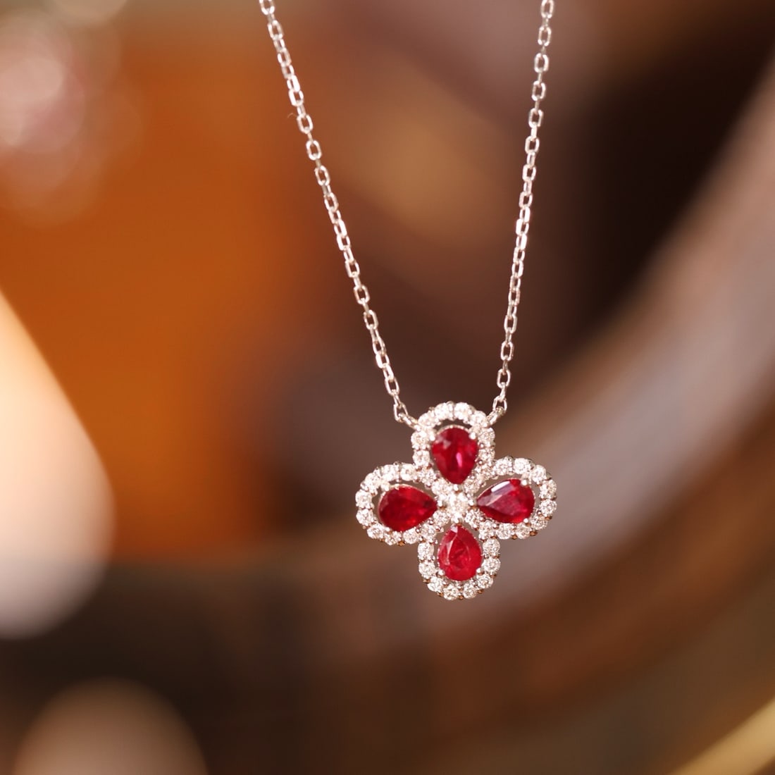 14k Gold 1.30 Ctw Natural Ruby & Diamond Necklace: Ref:231164092 // gold content:14k gold // main gemstone:ruby // shape:pear // carat weight:0. 95ct // color:red // treatment:natural // // adjacent gemstone 2 : diamond // shape:round // carat