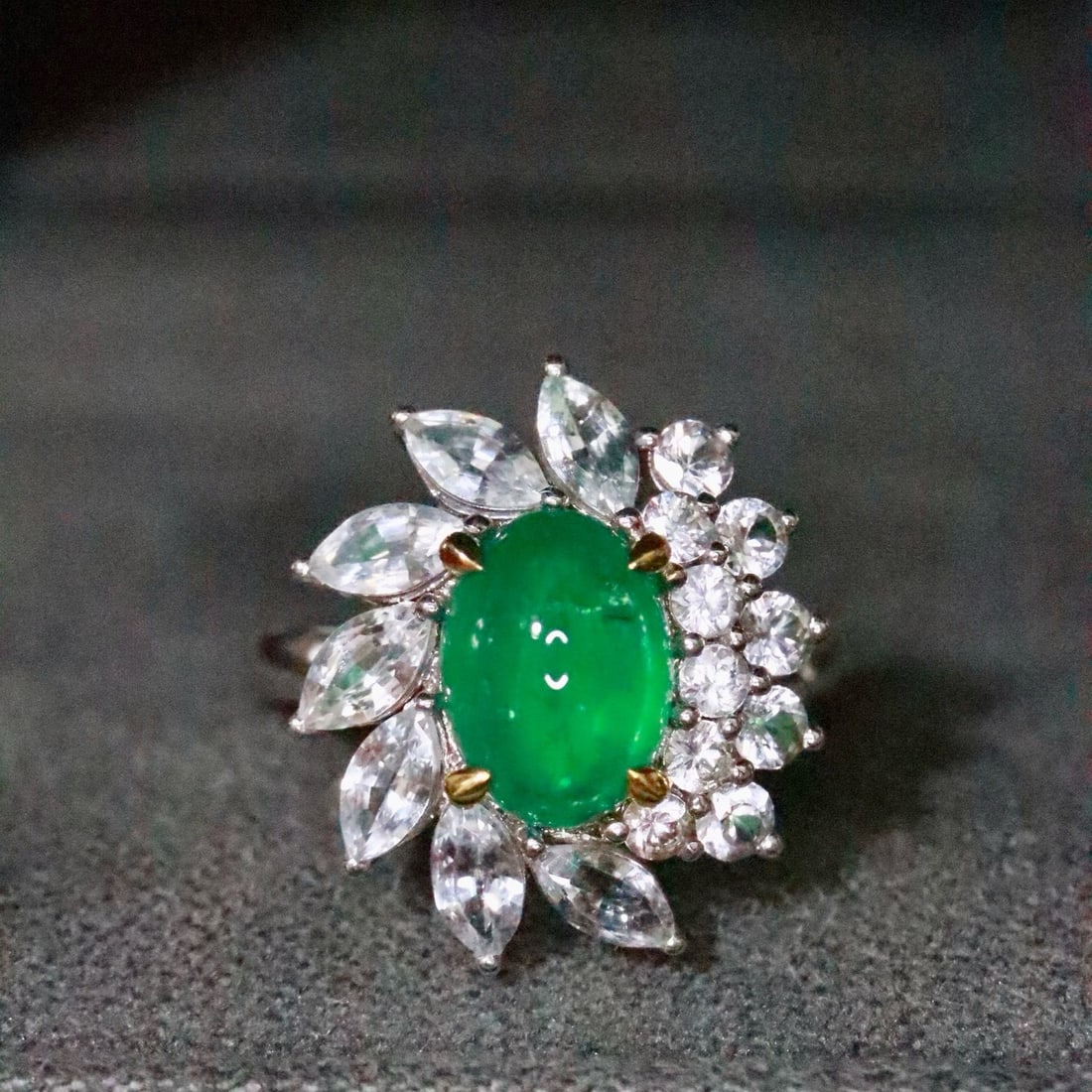14k Gold 1.71 Ct Natural Emerald & Sapphire Ring: Ref:231164102 // gold content:14k gold // ring size:7. 25us // // main gemstone:emerald // shape:oval // carat weight:1. 71ct // color:green // treatment:natural // // adjacent gemstone 2 : sapphire