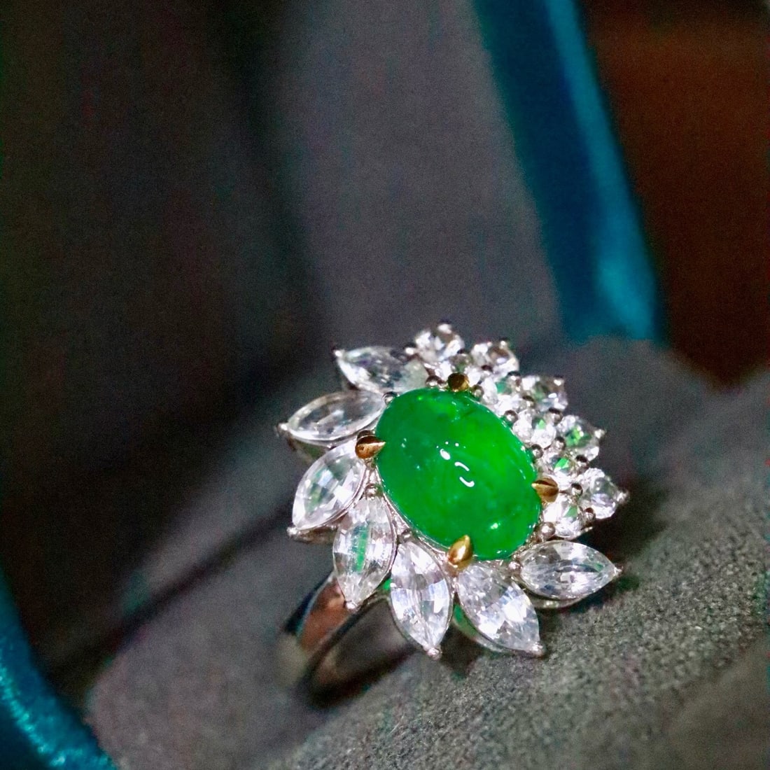 14k Gold 1.71 Ct Natural Emerald & Sapphire Ring - 3