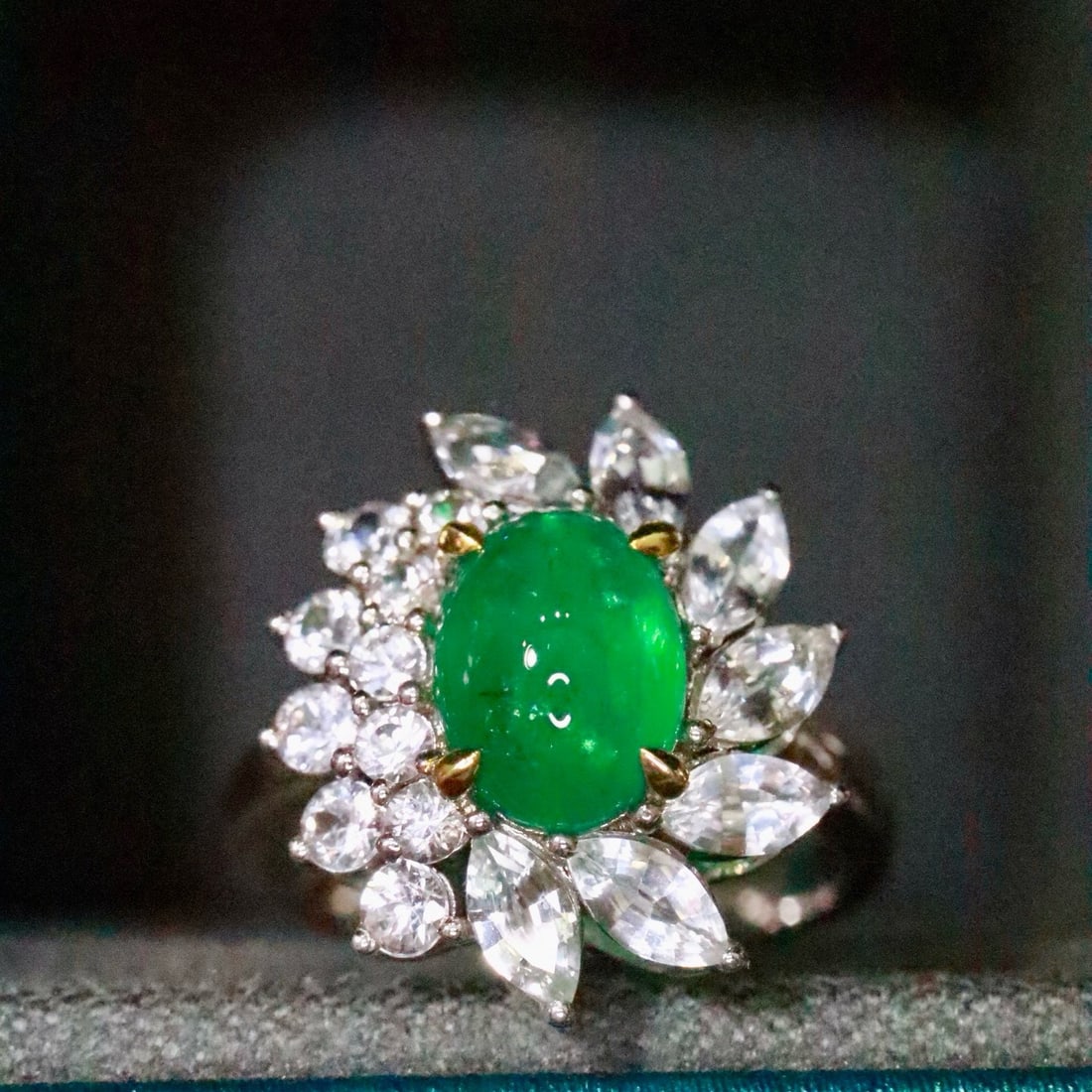 14k Gold 1.71 Ct Natural Emerald & Sapphire Ring - 4
