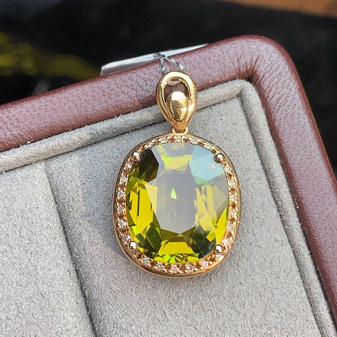 14k Gold 8.43 Ctw Natural Tourmaline & Diamond Pendant( Without Chain ): Ref:231164105 // gold content:14k gold // main gemstone:tourmaline // shape:cushion // carat weight:8. 3ct // color:green // treatment:natural // // adjacent gemstone 2 : diamond // number of stones:2