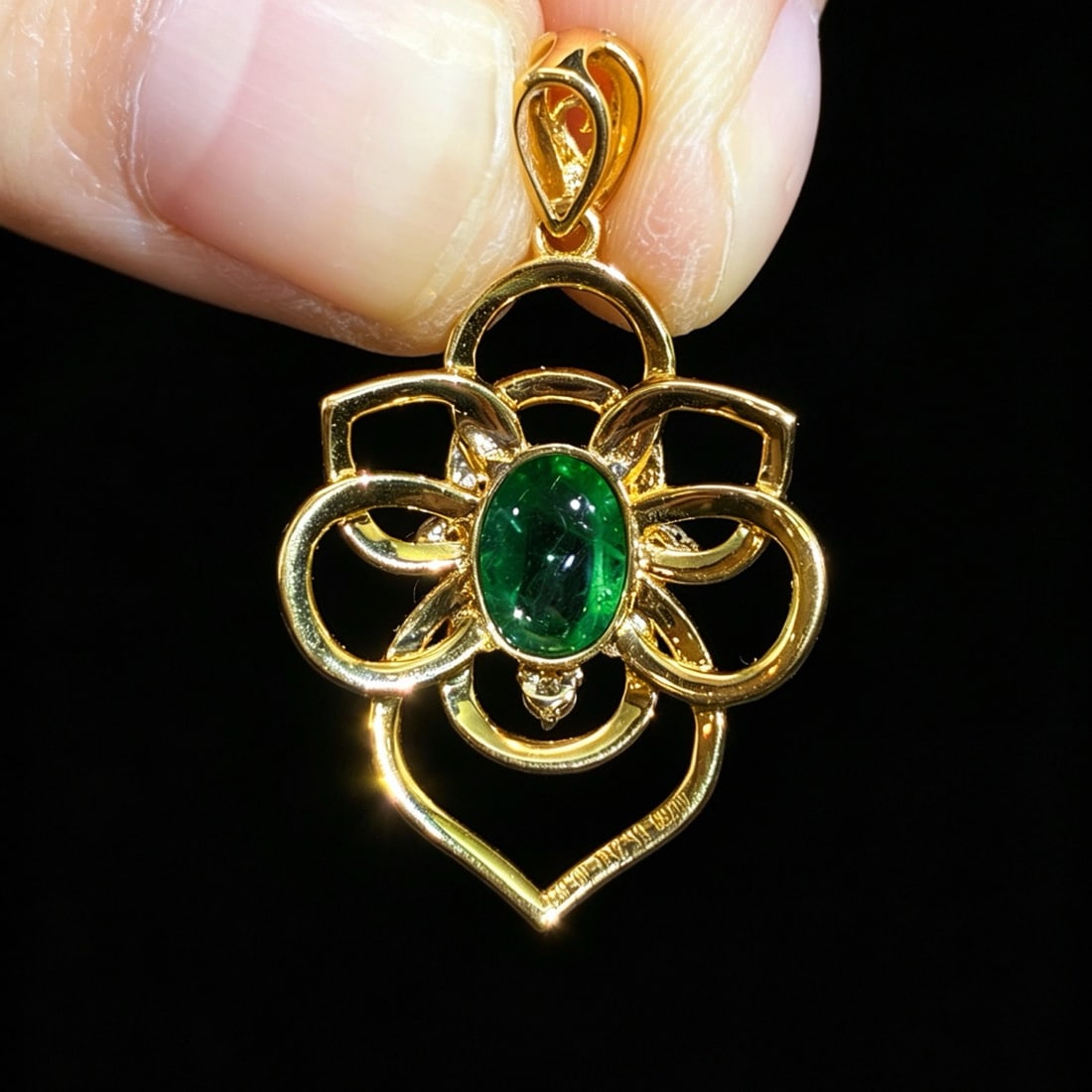 14k Gold 1.83 Ctw Natural Emerald & Diamond Pendant( Without Chain ) - 5