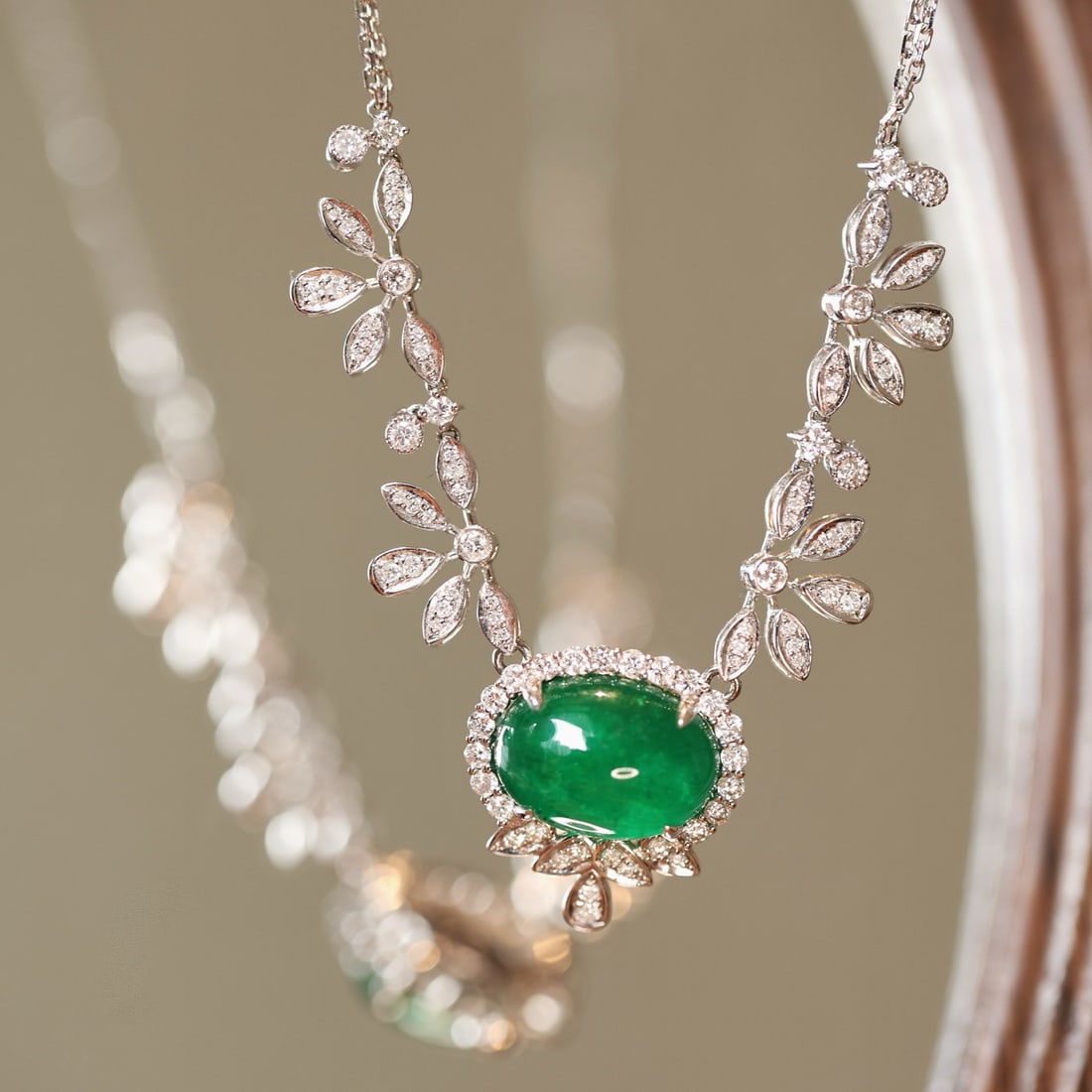 14k Gold 7.51 Ctw Natural Emerald & Diamond Necklace: Ref:231164116 // gold content:14k gold // main gemstone:emerald // shape:oval // carat weight:6. 6ct // color:green // treatment:natural // // adjacent gemstone 2 : diamond // shape:round // carat