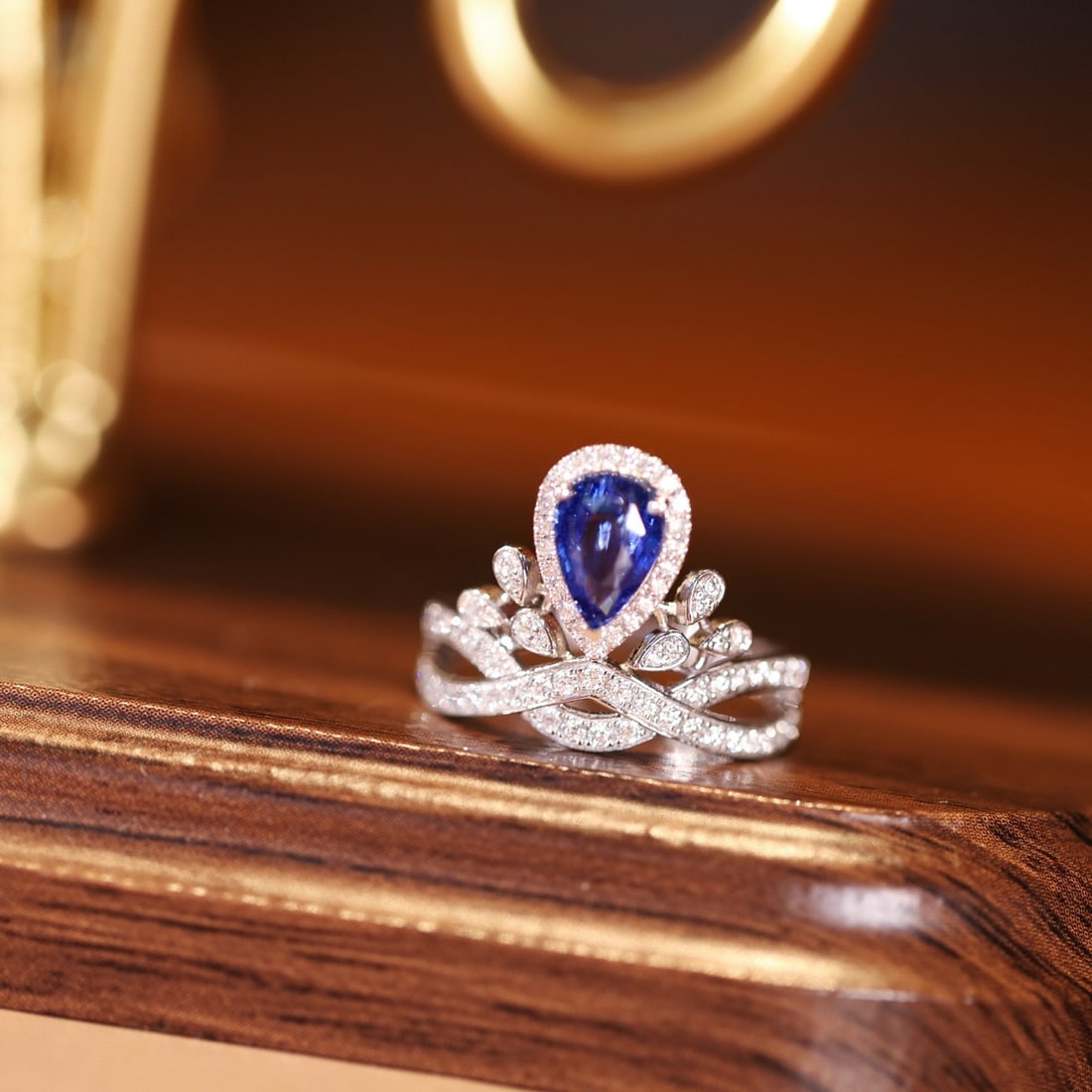 14k Gold 2.10 Ctw Natural Sapphire & Diamond Ring: Ref:231164167 // gold content:14k gold // ring size:7. 25us // // main gemstone:sapphire // shape:pear // carat weight:1. 52ct // color:royal blue // treatment:natural // // adjacent gemstone 2 :