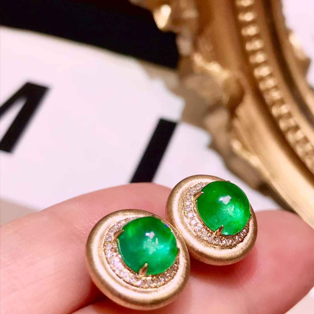 14k Gold 2.9 Ct Natural Emerald & Diamond Earrings - 3