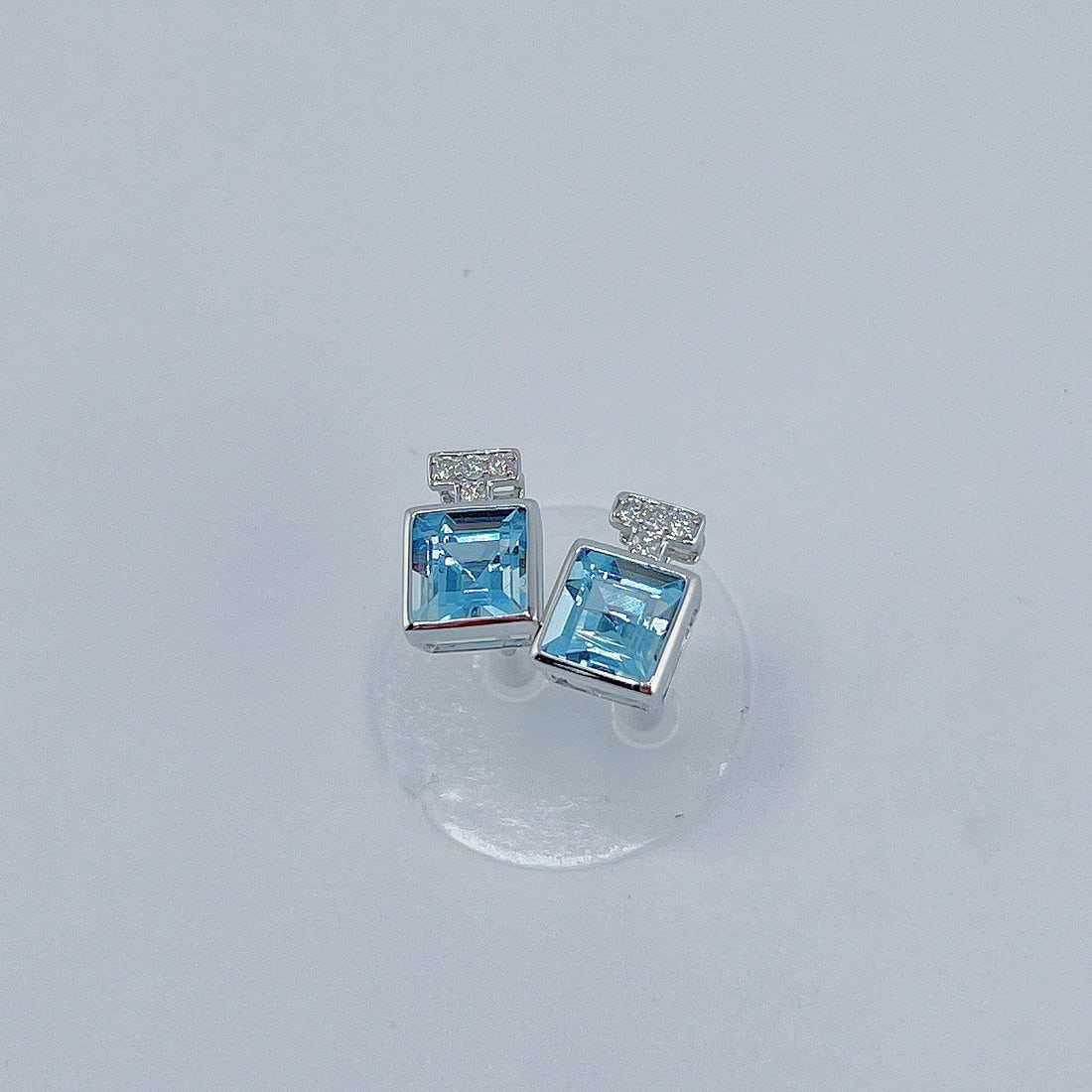14k Gold 1.91 Ctw Natural Aquamarine & Diamond Earrings - 3