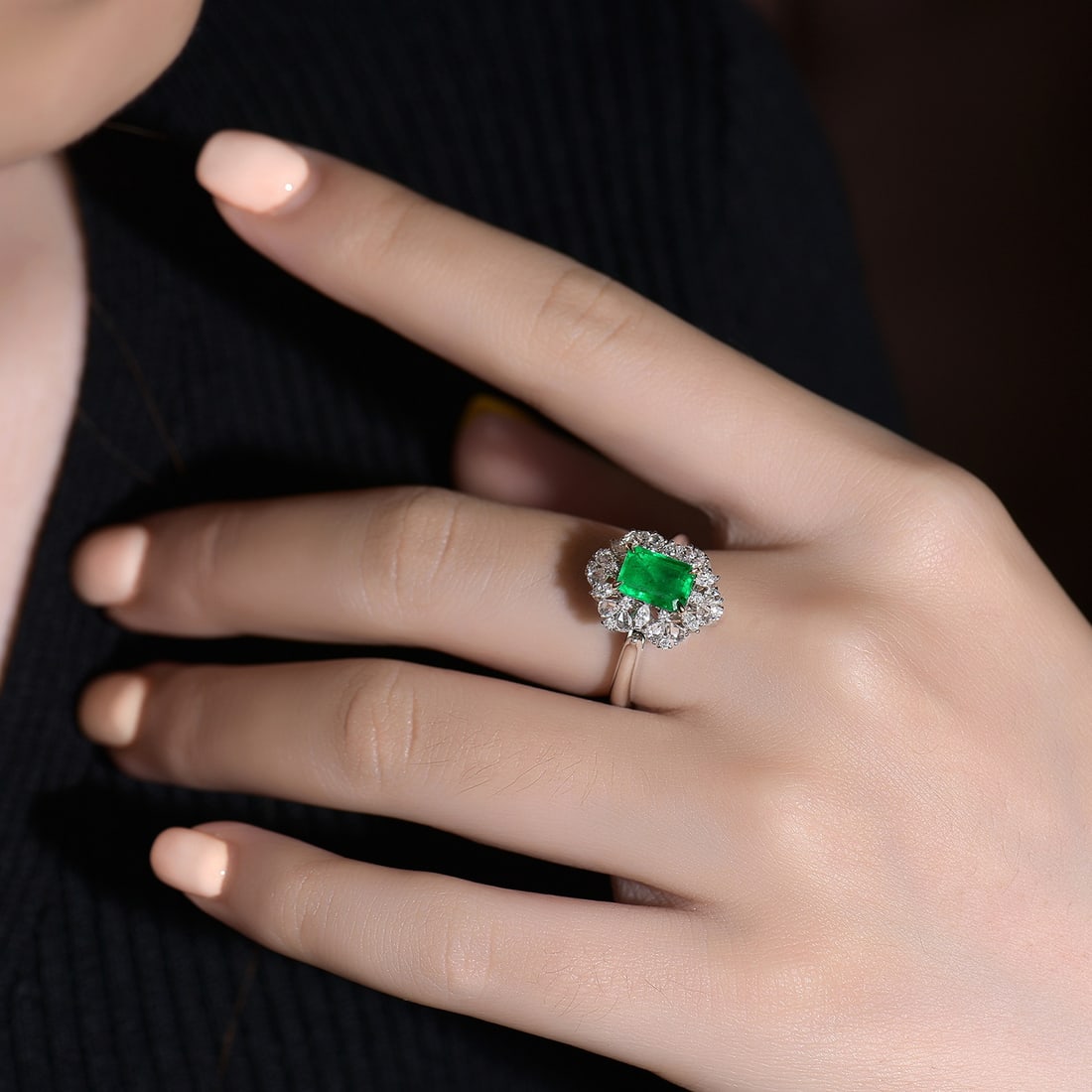 14k Gold 2.03 Ctw Vivid Green Natural Emerald & Diamond Ring - 7