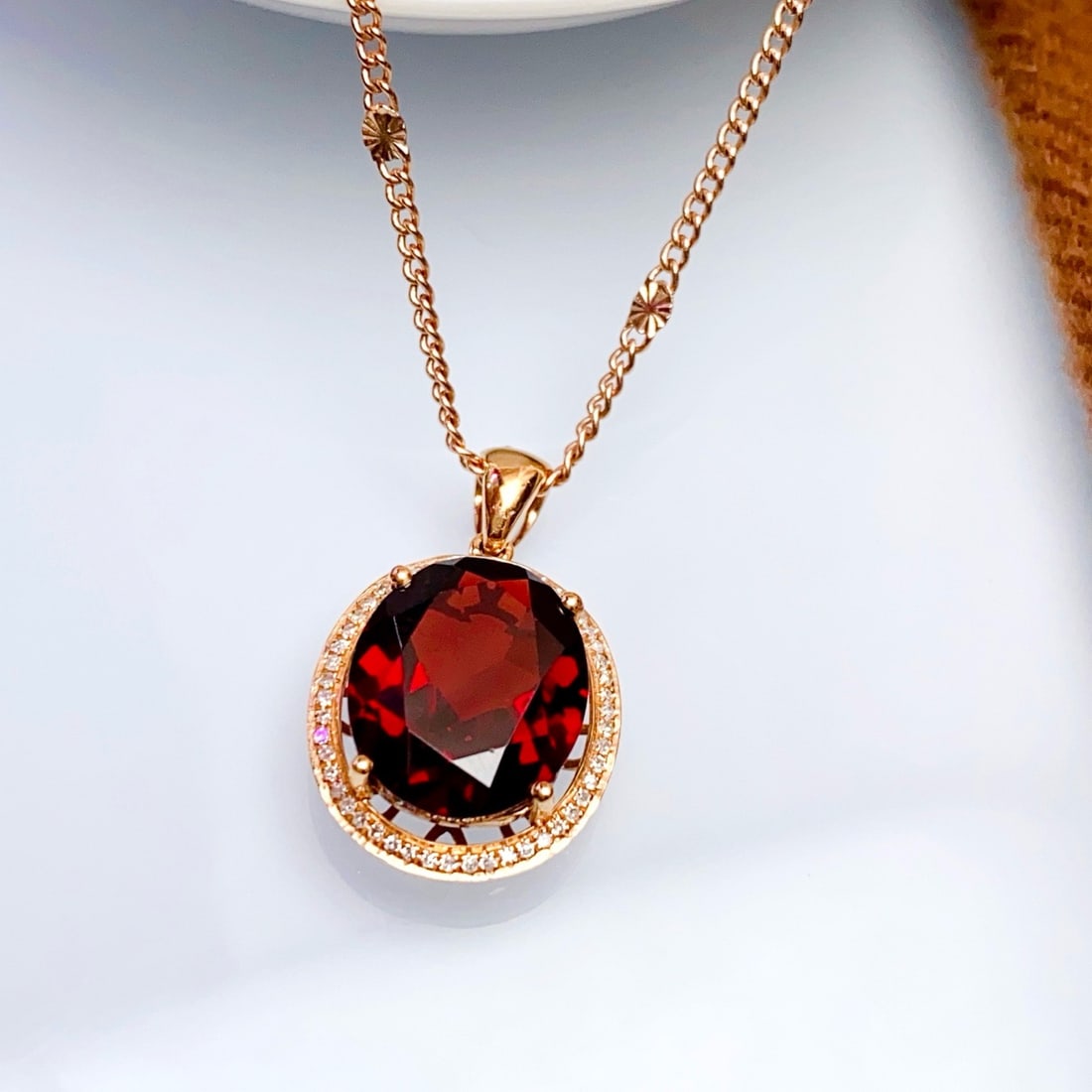 14k Gold 5.50 Ct Natural Garnet & Diamond Pendant( Without Chain ) - 2