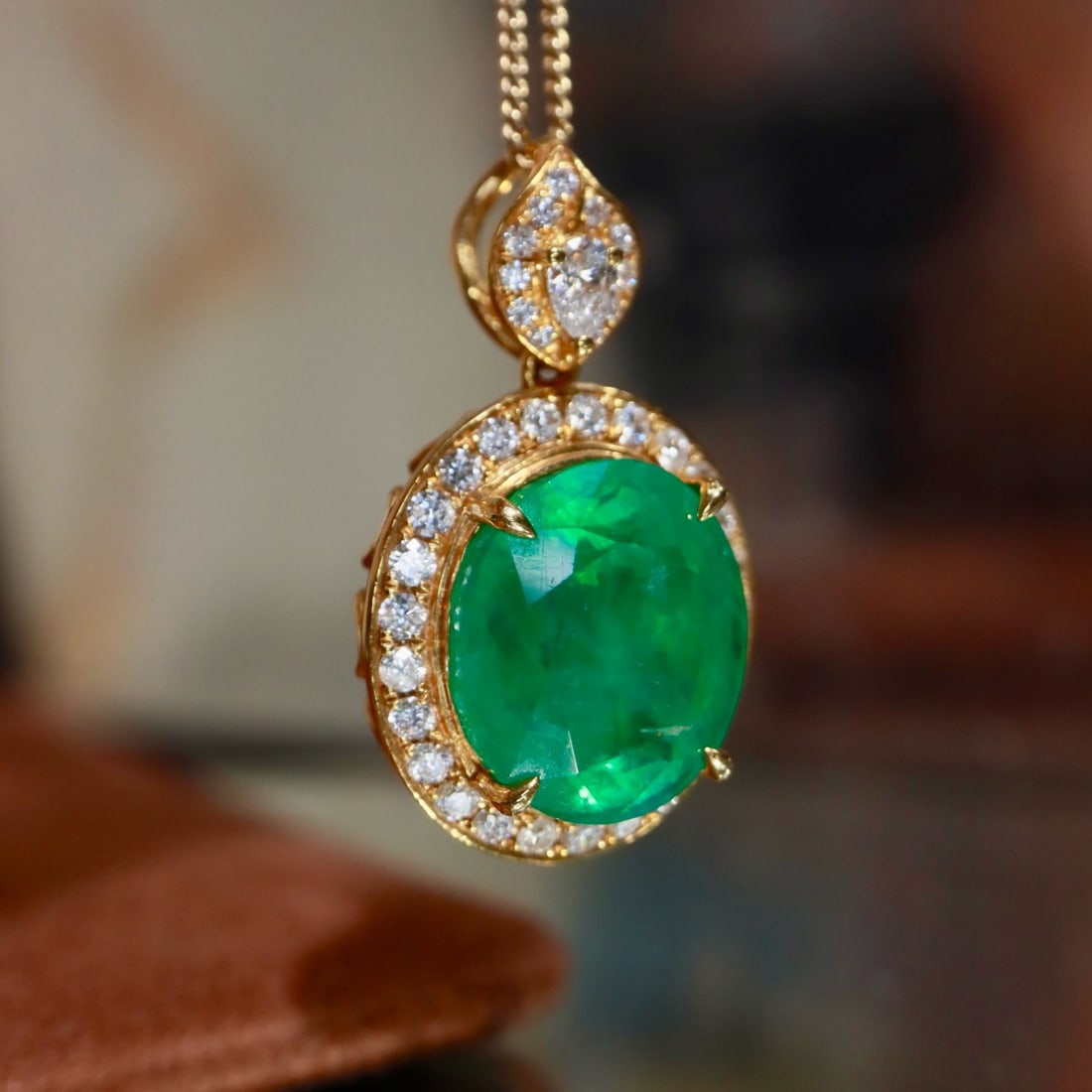 14k Gold 6.37 Ctw Natural Emerald & Diamond Pendant( Without Chain ) - 5